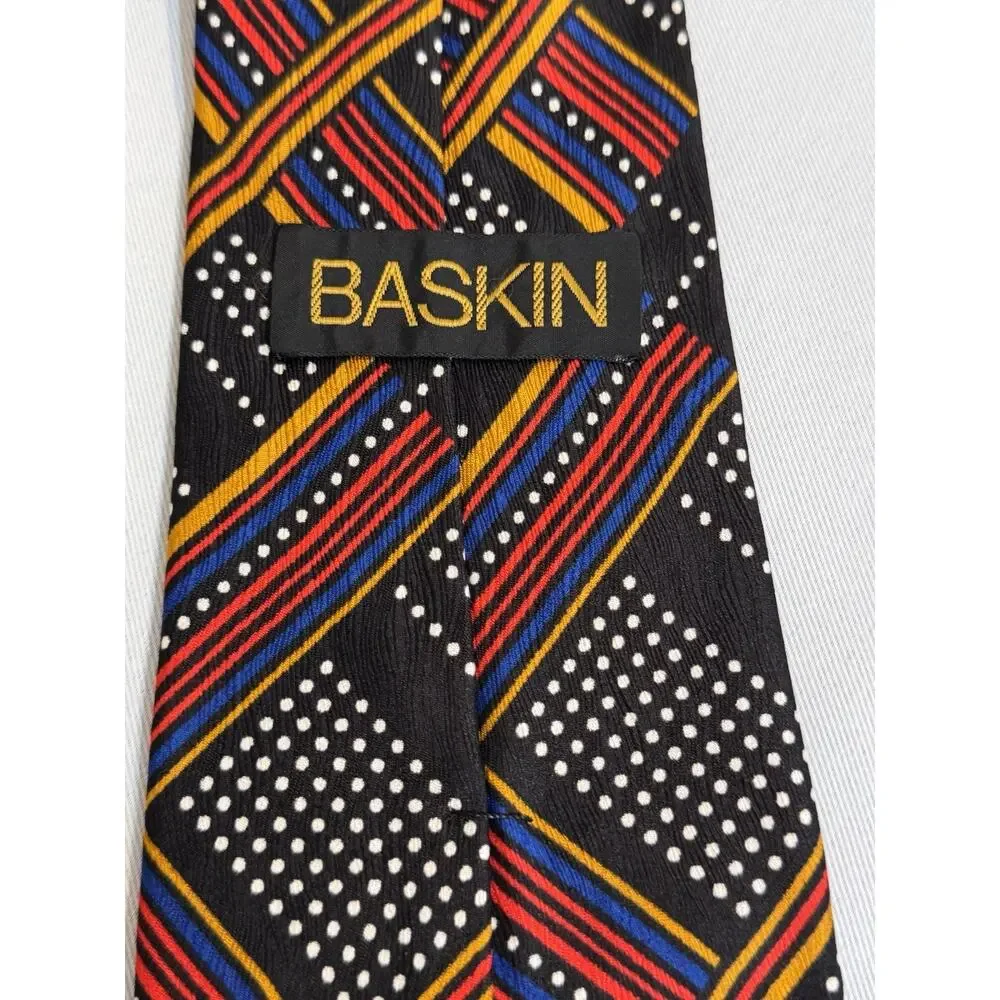 Baskin Red Geometric Print Silk Necktie Pointed Made in Italy